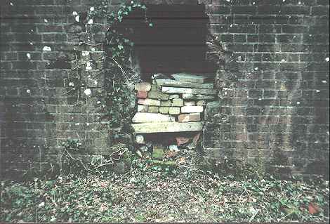 opening in the counterscarp